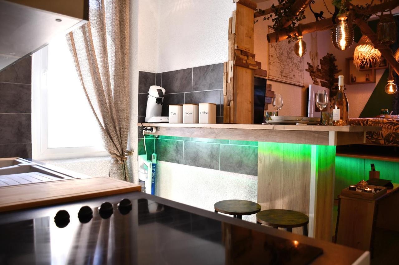 La Cahute H24,Cosy,Port,Plage,Wifi,Netflix La Seyne-sur-Mer Luaran gambar